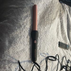 Foxybae Black & Rose Gold Ceramic Curling 25mm Wand.